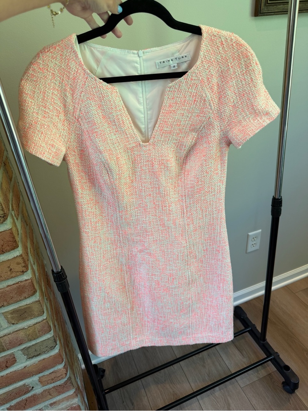 Trina Turk Classic Preppy Pink Tweed V-Neck Shift Dress Short Sleeve